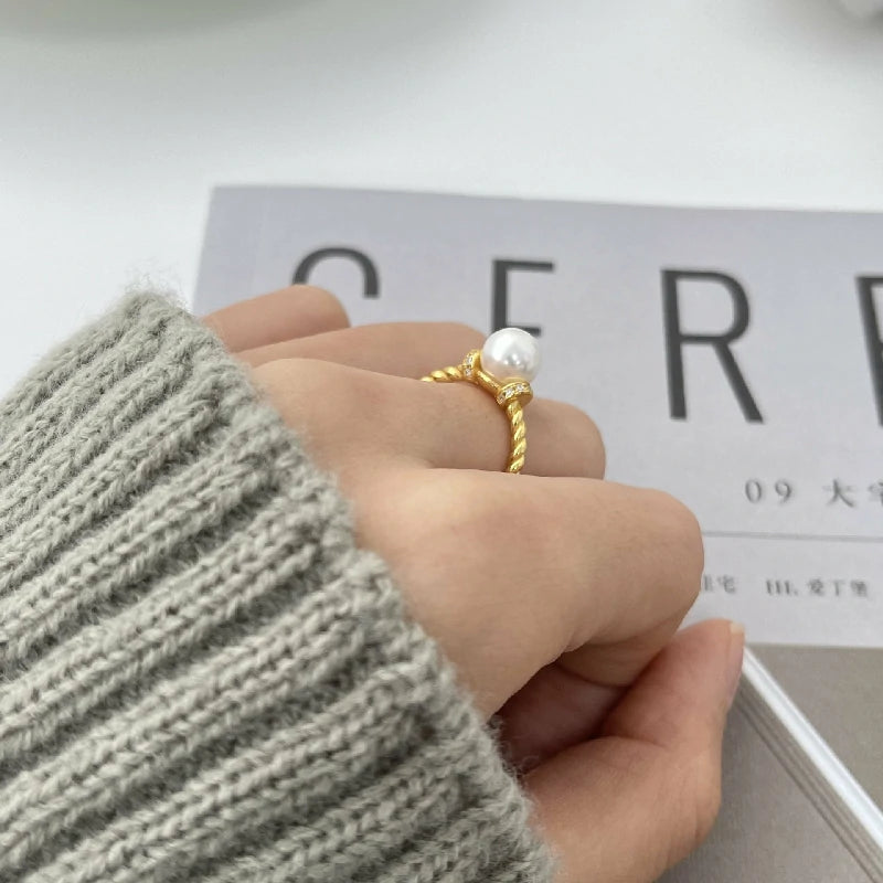 Coquille Pearl Ring